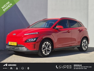 Hyundai Kona EV Fashion 64 kWh Automaat / Accu SOH 100% / Dealer onderhouden / CCS snellader / WLTP bereik 484 km bereik stad 660 km / Warmtepomp / Head Up Display / Adaptief cruise control / Achteruitrijcamera / Stuur- & Stoelverwarming /