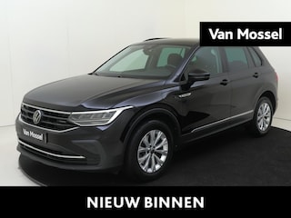 Volkswagen Tiguan 1.4 TSI eHybrid Life Navigatie | Parkeercamera | LM velgen | Climat control |