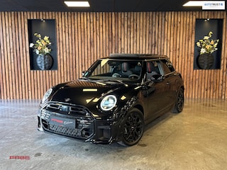 Mini Cooper 1.5 C Classic M / JCW /Pano / Camera / HUD / Stoel/Stuur verwarming / Sfeerverlichting