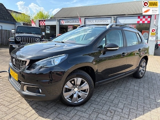 Peugeot 2008 1.2 110 P.T. Blue Lion *panodak + LM velg + trekhaak + pdc*