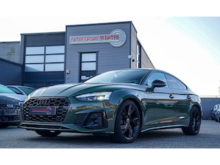 Audi A5 Sportback 35 TFSI S edition Competition | 2x S-line | Virtual | Stoelverwarming | Facelift | District Green Pearl | NAP |
