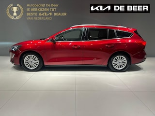 Ford Focus Wagon 1.0 EcoBoost 125pk Titanium Business AUTOMAAT Trekhaak