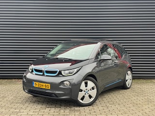 BMW i3 Comfort Advance 22 kWh | 81%SOH | PANO | Leder | Hout | Camera | ACC | 19” LMV | Parkeersensoren