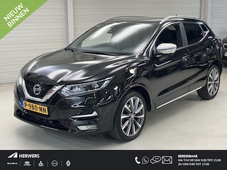 Nissan Qashqai 1.3 DIG-T Tekna + / Trekhaak / Panorama dak/ Automaat / Lederen bekleding.