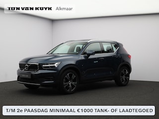 Volvo XC40 2.0 T4 Inscription / Trekhaak / Panoramadak / 360 Camera / Elektrisch Verst. Stoelen / Adaptive Cruise / Lederen Bekleding / BLIS / Keyless /