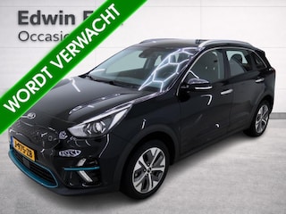 Kia Niro e-Niro DynamicLine 64 kWh 3-Fase | Leder/Stof | Andriod Auto | Apple carplay