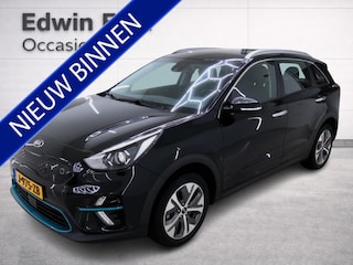 Kia Niro e-Niro DynamicLine 64 kWh 3-Fase | Leder/Stof | Andriod Auto | Apple carplay