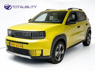 Fiat Grande Panda La Prima 11 kW 44 kWh | Tot 8 jr. garantie! | Stoel-, Stuur- & Voorruitverw. | Cruise | Privacy glas | Led, Regensensor, Apple Carplay /  Android auto, Achteruitrijcamera