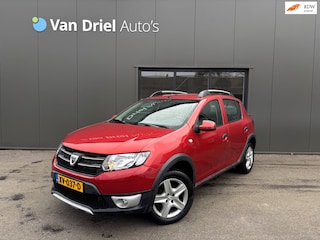 Dacia Sandero TCe 90 Stepway Lauréate / Airco / Navigatie / Parkeersensoren achter!
