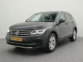 Volkswagen Tiguan 1.4 TSI eHybrid 245 PK DSG Elegance | LED Plus | Panoramadak | Stoelverwarming Voor&achter | Elek. Kofferbak Klep | 18 Inch |