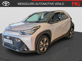 Toyota Aygo Hybrid 115 pulse + Easy Pack EXTRA INRUILVOORDEEL € 500,--