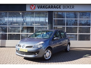 Renault Clio 1.4-16V Dynamique Luxe met nieuwe apk!
