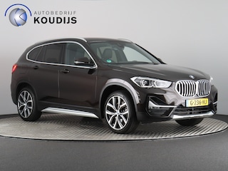 BMW X1 sDrive20i VDL Nedcar Edition (Afn. Trekhaak / Camera / Navi Pro / Head Up / 19'')