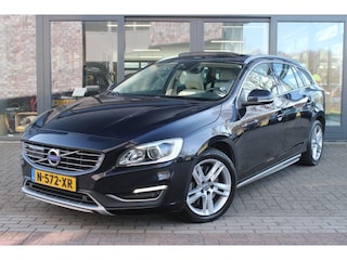Volvo V60 2.4 D6 Twin Engine R-Design | Harman/Kardon | Trekhaak | Schuifdak | Stoelvw | BLIS | Adaptive-cruise | Standkachel |