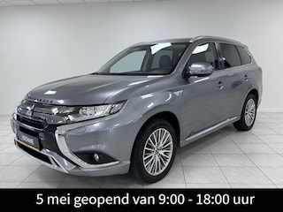 Mitsubishi Outlander 2.4 PHEV Intense TREKHAAK | NAVIGATIE | ACHTERUITRIJCAMERA