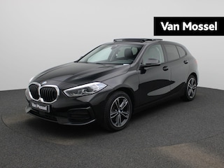 BMW 1-serie Hatch 118i Automaat | Panoramadak | Leder | Camera | Harman Kardon | Navigatie