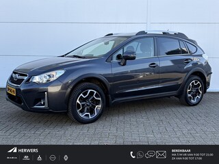 Subaru XV 2.0i Premium AWD / Trekhaak ( 1200 kg ) / Cruise control / Lichtmetalen velgen 17" / Navigatiesysteem full map /