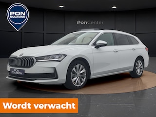 Skoda Superb Combi 1.5 TSI First Edition | Pano dak | Trekhaak | Camera | Elek Achterklep | ACC | Stoelverwarming v+a |