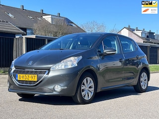Peugeot 208 1.2 VTi Envy Navigatie*Cruise*Trekhaak*Dealer onderhouden*NAP*Clima*Parkeersensoren*