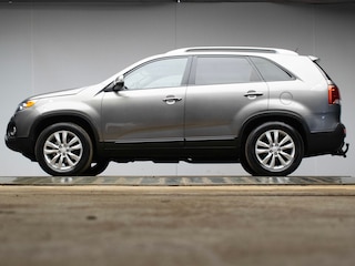 Kia Sorento 2.4 X-clusive Sport (PANORAMADAK,NAVI,CLIMATE,CRUISE,STOELVERWARMING,ELEKTRISCHE STOELEN,GETINT,TREKHAAK,LM VELGEN)