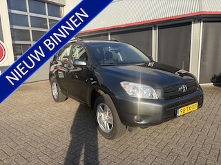Toyota RAV4 2.0 VVTi Linea Terra
