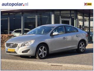 Volvo S60 1.6 T3 Kinetic Trekhaak/CruiseControl/Camera etc.