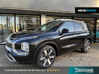 Mitsubishi Outlander 2.4 PHEV Instyle Nieuw uit voorraad leverbaar | Verwarmbare stoelen voor- en achter | Lederen bekleding | Elektrisch panoramadak | 3 zone Climate Cotntrol | 8 jaar Fabrieksgarantie