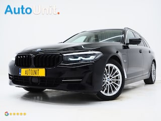BMW 5-serie Touring 530e xDrive | Leder | Trekhaak | Camera | Adaptive Cruise | Stoelverwarming | DAB | Carplay