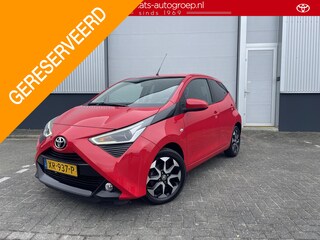Toyota Aygo 1.0 VVT-i x-joy | Apple/Android navigatie | Lm velgen |