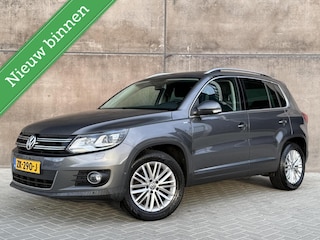 Volkswagen Tiguan 1.4 TSI Sport&Style Trekhaak | navigatie | Climate control | Xenon | Cruise Control |