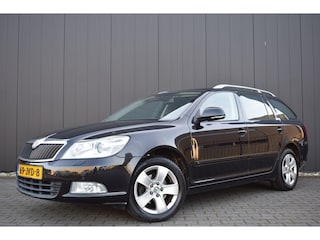 Skoda Octavia Combi 1.4 TSi Elegance Business Line ECC | Xenon | Cruise Control | Trekhaak | Volledig Onderhouden!!