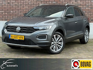 Volkswagen T-Roc 1.5 TSI Sport Business R / Automaat / 150 PK / NAVI + Camera / Clima / Stoelverwarming / Apple Car-Play-Android /