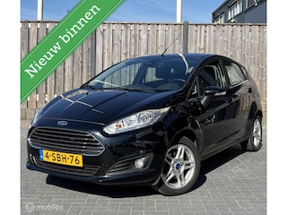 Ford Fiesta 1.0 EcoBoost Titanium/NW distributie/NAP/Airco/