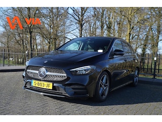 Mercedes-Benz B-klasse 180 AMG Business LED | Camera | Trekhaak | Stoelverw. | PDC | AMG 18"