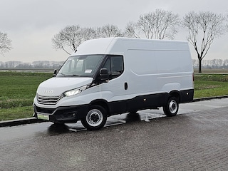 Iveco Daily 35S14V 2.3 352 L3H2 ac automaat EURO6 LED trekhaak 3500 kg
