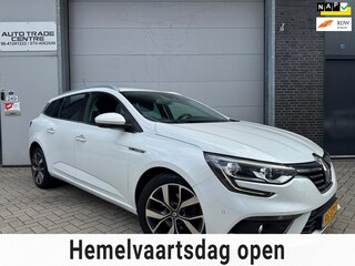 Renault Mégane Estate 1.2 TCe Bose [Camera|Keyless|Dodehoek|Trekhaak|Cruise|Navi]