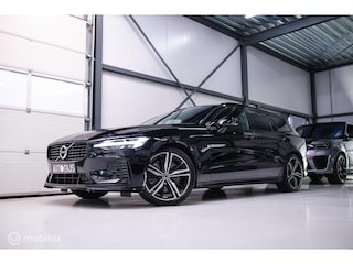 Volvo V60 2.0 T8 Recharge AWD R-Design | Massage | Stoelkoeling | Pilot assist | Adaptive cruise | Trekhaak | LED | NAP NL auto |