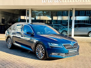 Skoda Superb Combi 2.0 TSI 4x4 Sportline Business|Pano|Leer|Nav|Camera|Trekhaak|CarPlayLaurin&Klement