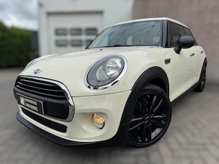 Mini Mini 1.5 First PARKEERSENSOREN / LMV / STOELVERWARMING / AIRCO