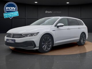 Volkswagen Passat Variant 1.4 TSI PHEV GTE Business | Camera | IQ-Light | DCC | 18"| Elek Achterklep | Stoelverwarming |