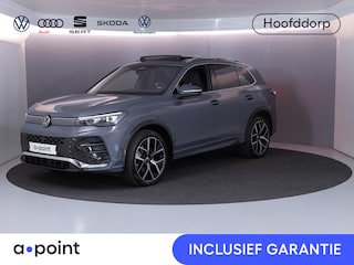 Volkswagen Tiguan 1.5 eHybrid R-Line Edition 272 pk Automaat (DSG) | Verlengde garantie | Navigatie | Panoramadak | Parkeersensoren (Park assist) | Rondomzicht camera | Stoelverwarming v/a | R-Line |