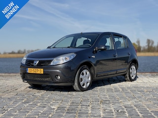 Dacia Sandero 1.2 Lauréate|Airco|Trekhaak|D-riem vervangen