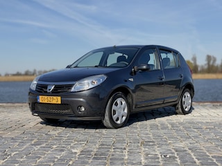 Dacia Sandero 1.2 Lauréate|Airco|Trekhaak|D-riem vervangen