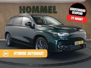 Leapmotor C10 REEV Design 28.4 kWh - PLUGIN - ELEKTRISCHE ACHTERKLEP - DODEHOEKDETECTIE - KEYLESS START - PANORAMADAK - LICHTMETALEN VELGEN - NAVIGATIESYSTEEM FULL-MAP - APPLE CARPLAY/ANDROID AUTO - 360 CAMERA - STOELVERWARMING/VENTILATIE - 20 INCH LICHT METALEN VELGEN