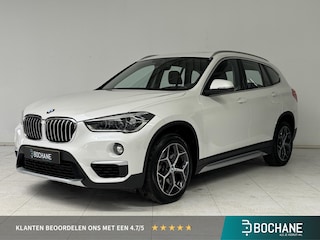 BMW X1 sDrive20i High Executive | Trekhaak | Leder | Panoramadak | Achteruitrijcamera |