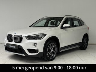 BMW X1 sDrive20i High Executive | Trekhaak | Leder | Panoramadak | Achteruitrijcamera |