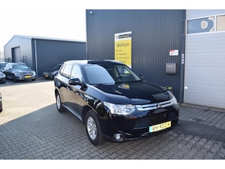 Mitsubishi Outlander 2.0 Intense