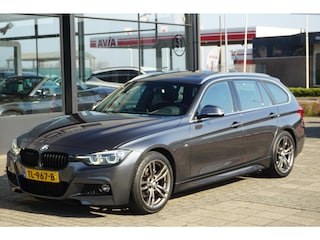 BMW 3-serie Touring 320i Edition M Sport Shadow Executive | PANO | Carplay | LEER