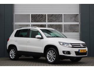 Volkswagen Tiguan 1.4 TSI Sport&Style Cruise/Camera/Panodak/Stoelverwarming/Bi-Xenon/Keyless/PDC/Navi/Alcantara/LED/17"LM/Trekhaak