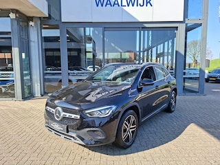 Mercedes-Benz GLA 200 LUXURY LINE AUTOMAAT NAVI LMV PDC-CAMERA